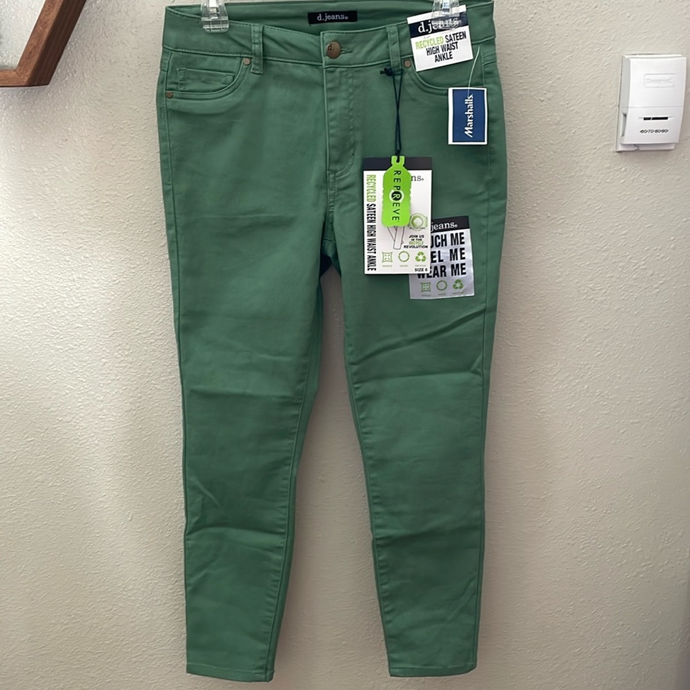 Women’s High Waist Ankle Pant
